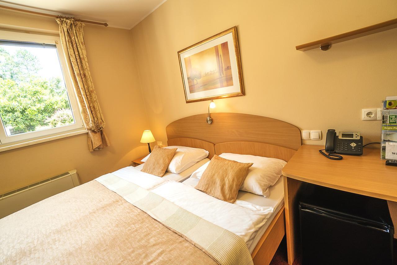 Guest House Pri Gondoli Maribor Ngoại thất bức ảnh